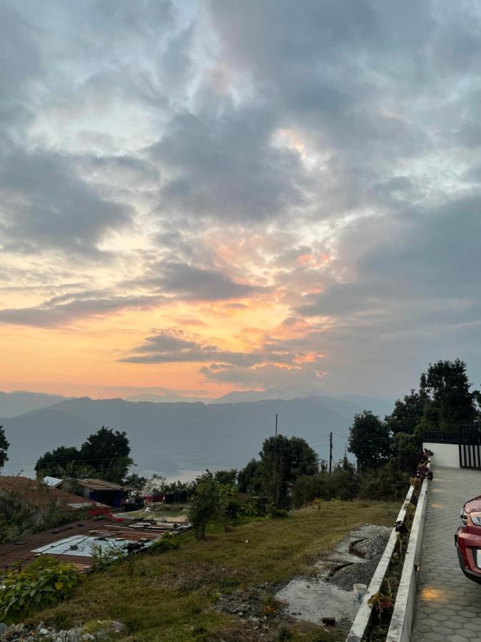 Hotel Pokharaeye Luaran gambar